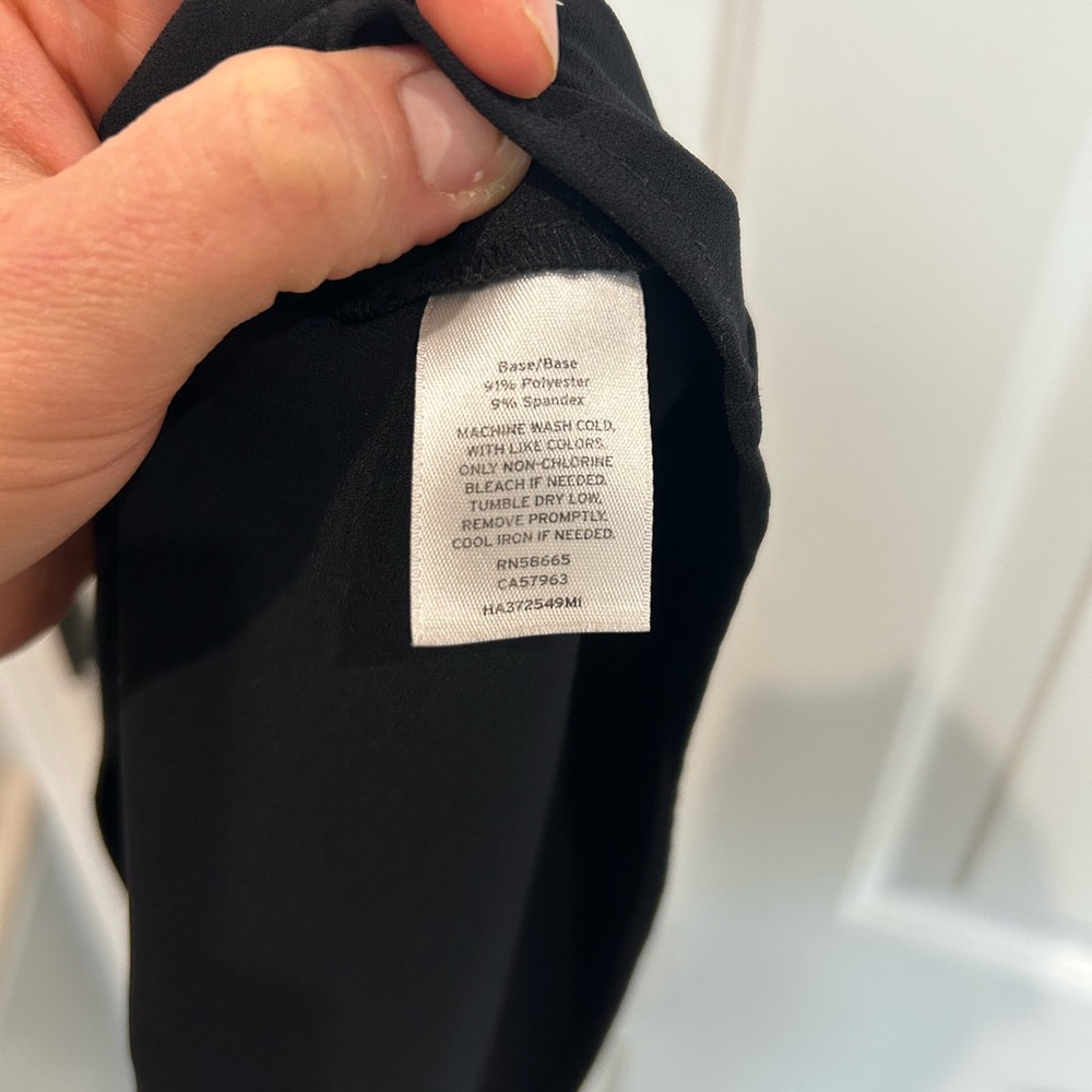 Halogen Black Dress--Size 8 - Picture 5 of 5